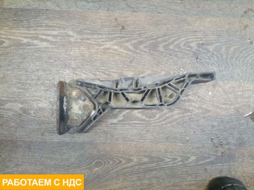 Кронштейн бампера