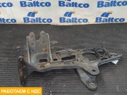 Кронштейн передней рессоры левый