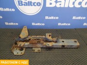 Кронштейн крепления крыла левого