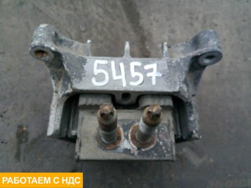 Опора двигателя задняя